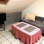 Ruhiges Apartment, Parkplätze&gute Anbindung City, Messe, Autobahn