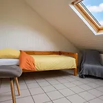 Ruhiges Apartment, Parkplätze&gute Anbindung City, Messe, Autobahn